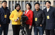 空休闲时间，游客开始志愿服务模式